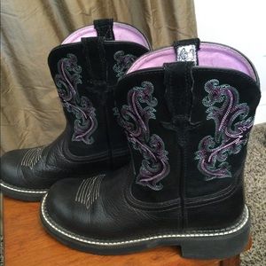 Ladies boots